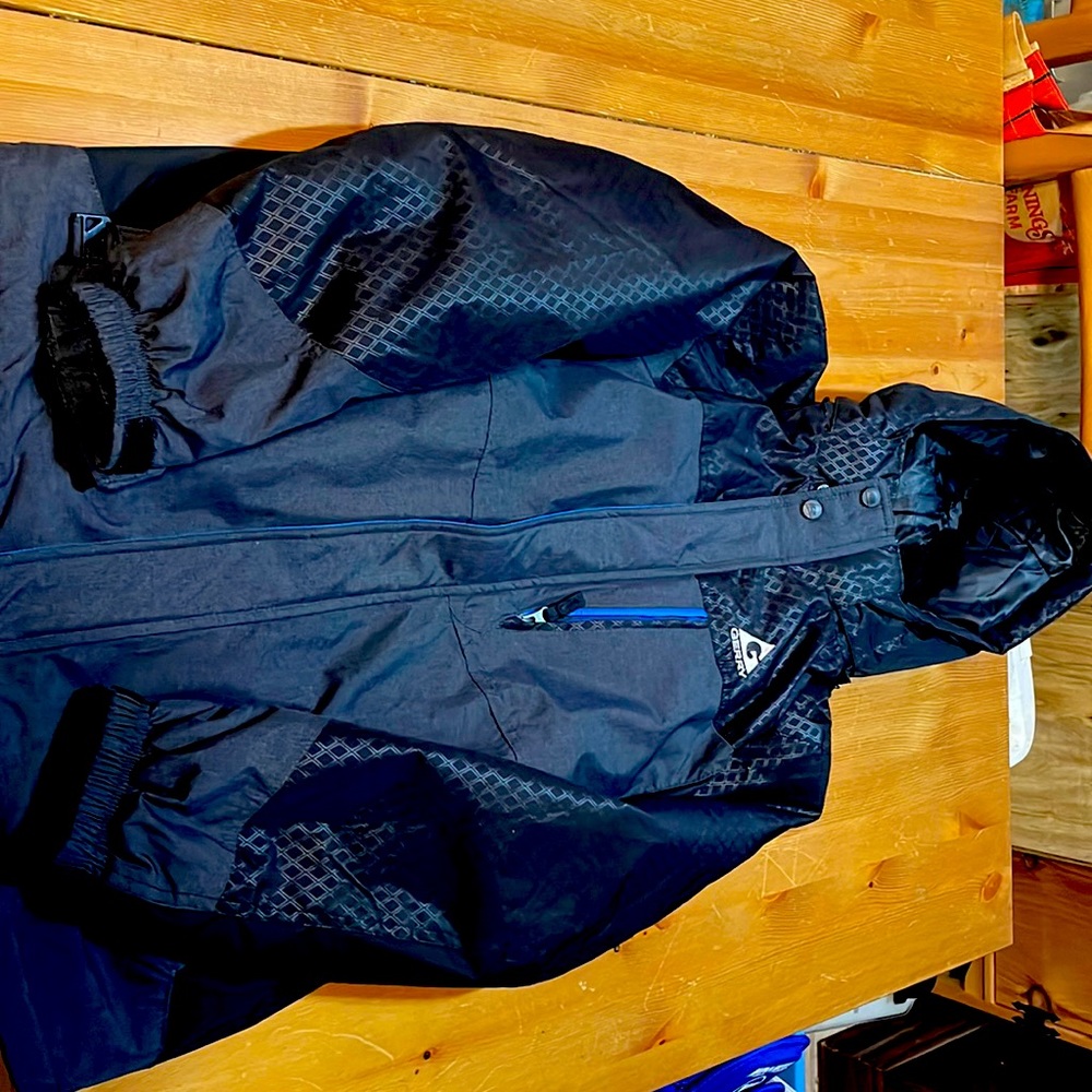 womens Gerry Large hooded  ski Jacket